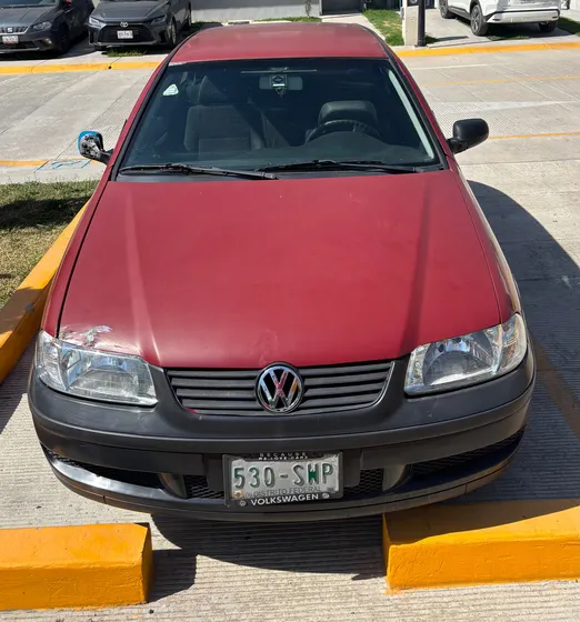 Volkswagen Pointer 1.6 City Mt