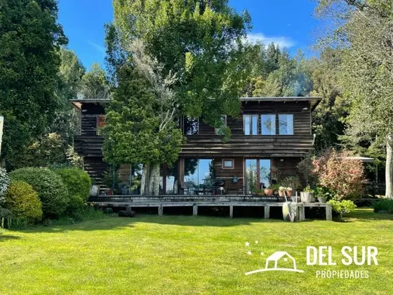 Casa En Parcela Con Excelentes Espacios, Cercana A La Ciudad