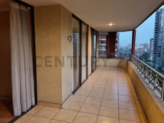 Venta Departamento Las Condes Escuela Militar / Manquehue
