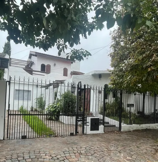 Casa Chalet  En Alquiler En Llavallol, Lomas De Zamora, G.b.a. Zona Sur