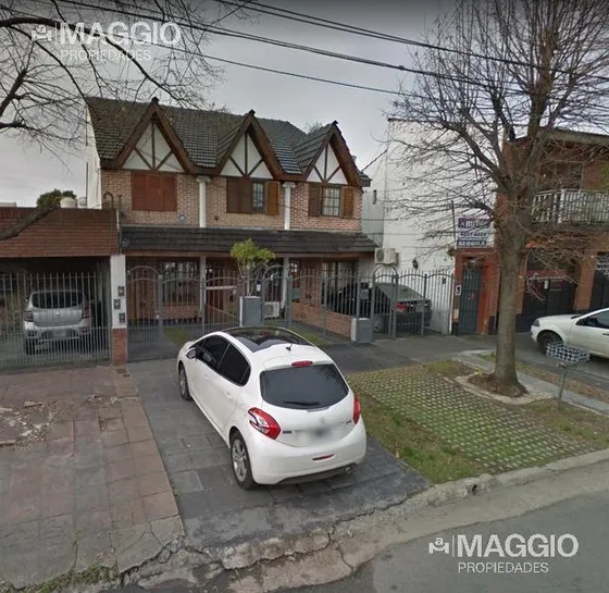 Casa Triplex Venta Ramos Mejia Sur 4 Ambientes