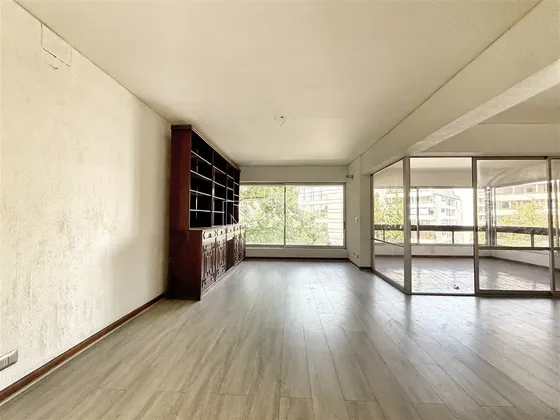 Departamento En Arriendo De 3 Dorm. En Vitacura