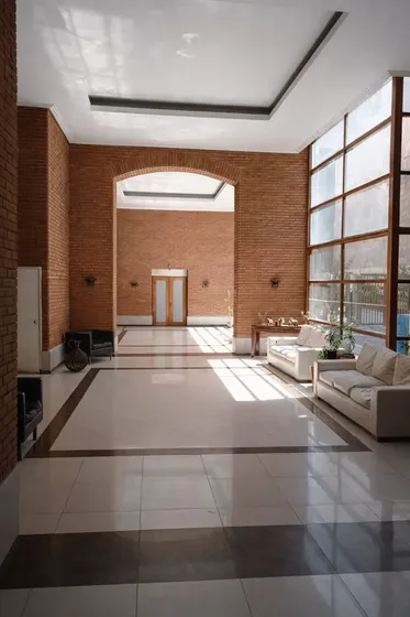 Departamento En Venta De 3 Dormitorios Amoblado