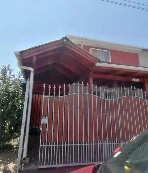 Casa En Venta De 2 Dorm. En Villa El Parque Iii