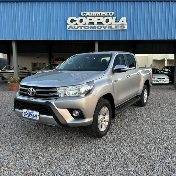 Toyota Hilux 2.5 Cd Dx Pack Tdi 120cv 4x4 - C3