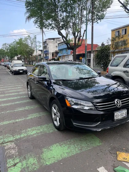 Volkswagen Passat 2.5 Confortline L5 R17 At