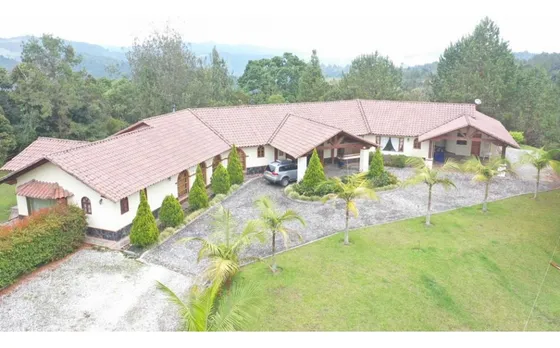 Casa En Arriendo Amoblada En Envigado El Escobero