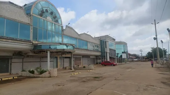 Local Comercial En Cc Ogaret