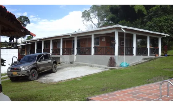 Se Vende Finca Chalet En Vda El Placer - Quimbaya