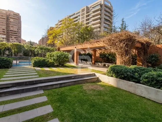 Cómodo Departamento En Calle Noruega, Las Condes