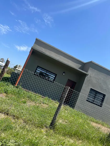 Casa Con Piscina 60m2 Cubiertos + 15 Semi Cubiertos A Metros Del Mar