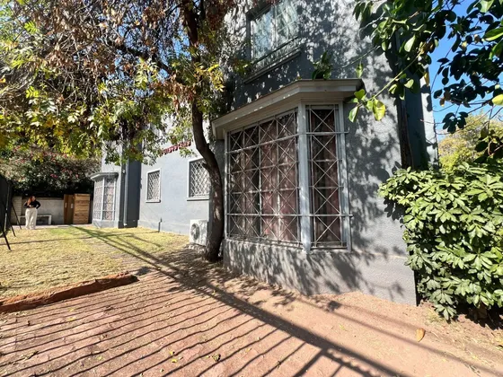 Casa Comercial En Esquina Providencia Gran Potencial