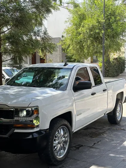 Chevrolet Silverado 5.4 2500 Cab Ext Ls V8 4x2 At