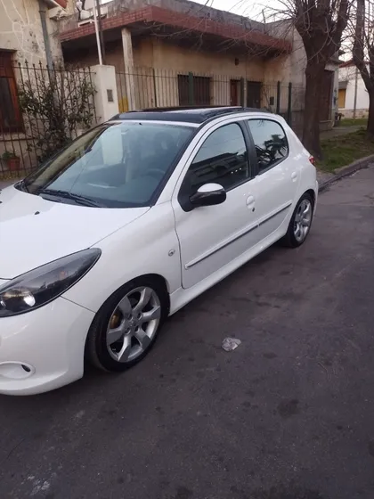 Peugeot 207 1.6 Xt