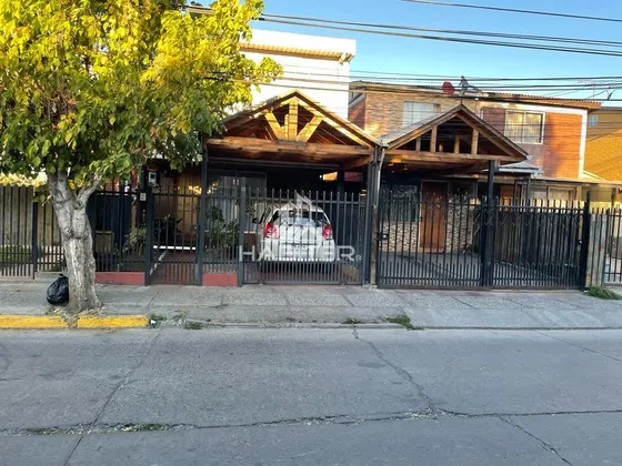 Imperdible Casa En Venta De 4 Dorm. En Curicó