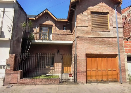 Venta Chalet 4 Amb. - Ramos Mejia Sur Venta Chalet 4 Amb. - Ramos Mejia Sur