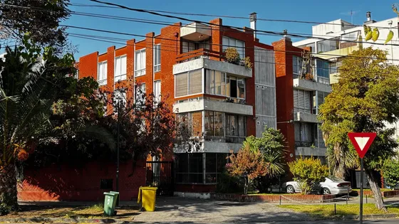 Se Vende Amplio Depto. 3 Dormitorios 2 Baños, Providencia