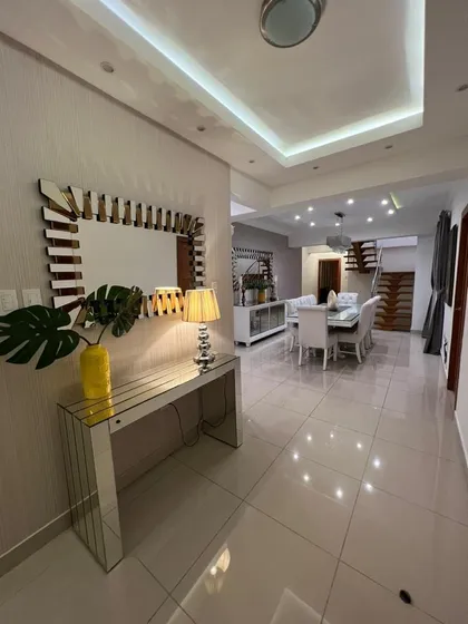 Alquiler Amueblado   Penthouse (ea)