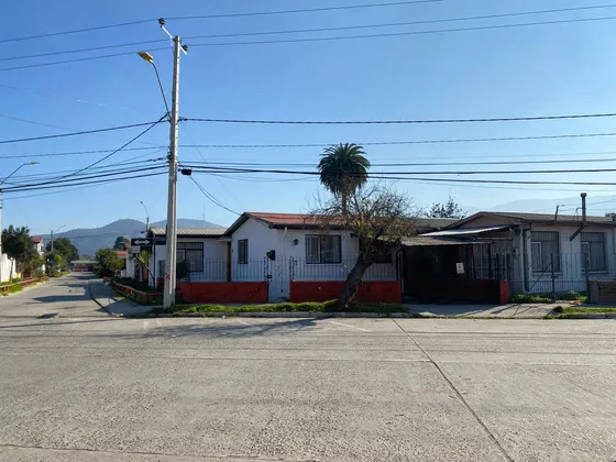 En Venta Casa Oportunidad De Inversión En Quillota/ 3d-2b