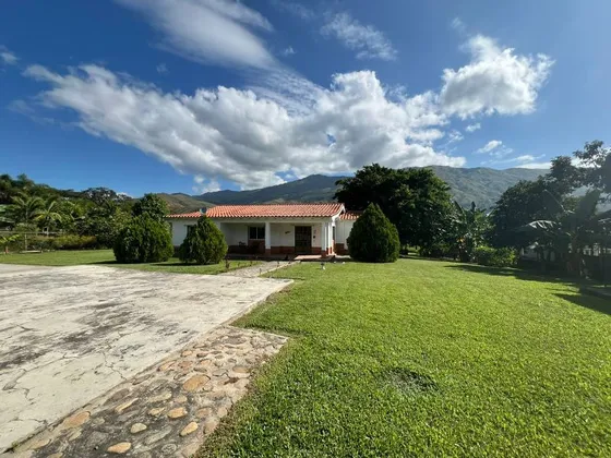 Casa Campestre En Chirgua, Bejuma. Plc-1170