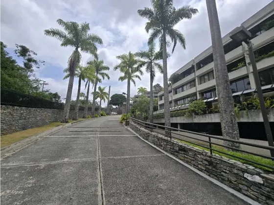 Vendo Apartamento Amoblado 300+100m2 Alto Hatillo 7739