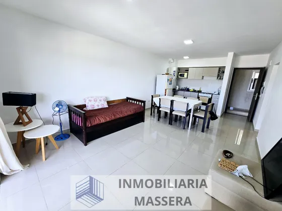 Venta: Departamento - 1 Dormitorio - Balcón, Pileta Y Cochera - Villa Carlos Paz 