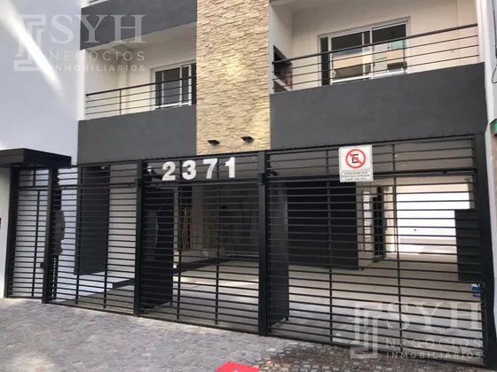 Alquiler De Cochera Cubierta Privada En San Martin Centro