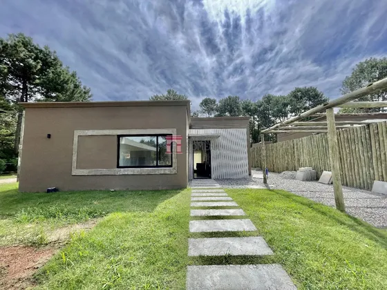 Venta Casas 3 Dormitorios - Bosque Del Mar - Parque Burnett - Maldonado - Sho4943736