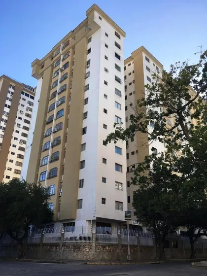 Angelica Acosta Vende Apartamento Confortable  En Residencia La Toja Prebo
