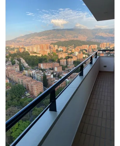 Apartamento En Venta En Calazans Medellín Antioquia