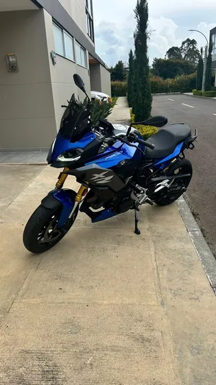 Motocicleta Bmw F900xr F 900 Xr Modelo 2023 4.800 Exosto