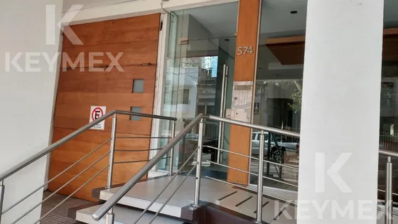 Venta Cochera Zona Centro La Plata-56 Entre 6 Y 7