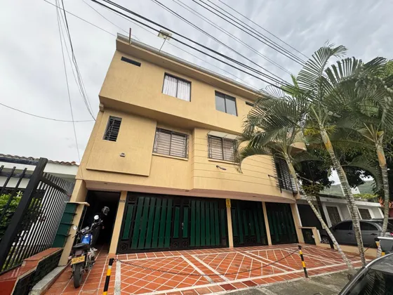 Apartaestudio En Arriendo En Prados Del Norte. Cod A8014684