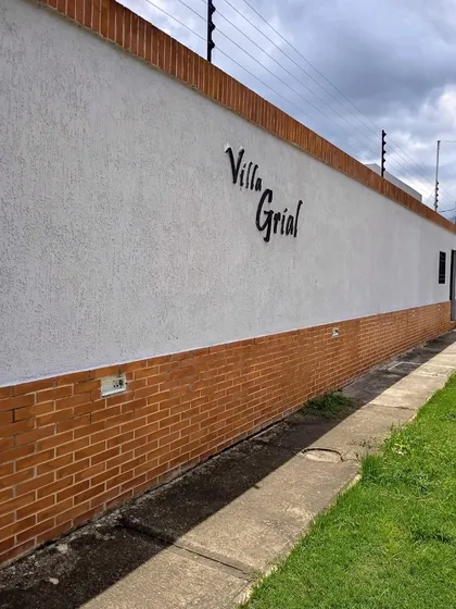 Townhouse En Venta! Residencias Villa Grial  Urb. El Manantial, Naguanagua Obra Gris, Listo Para Personalizar A Tu Estilo