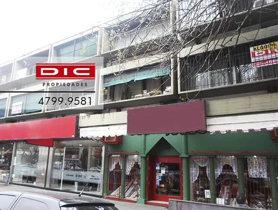 Cochera  Doble En Olivos