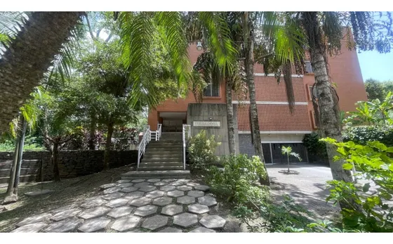 Se Vende Ph En La Urbanizacion La Miranda 656m2