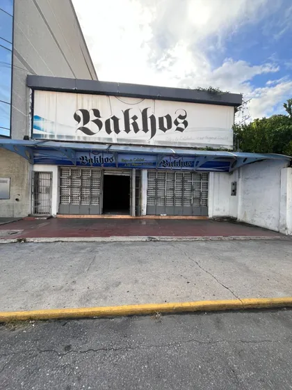 Local En Venta De 2 Niveles En Maracay