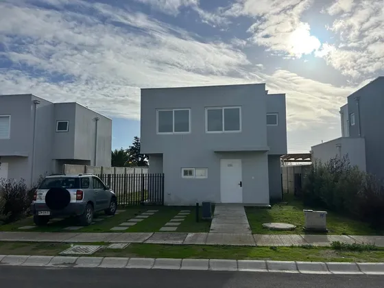 Casa Nueva En Condominio, Limache