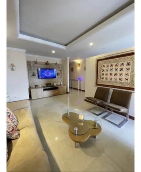 Apartamento En Venta, Poblado, Sector La Tomatera
