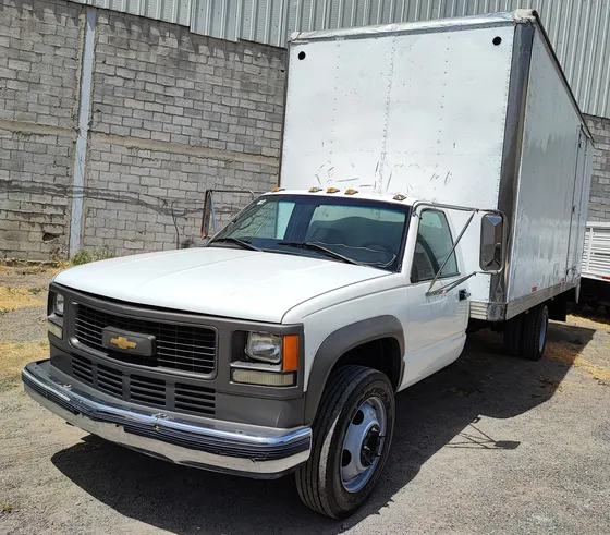Chevrolet C-35 5.7 Estacas Heavy Duty Mt