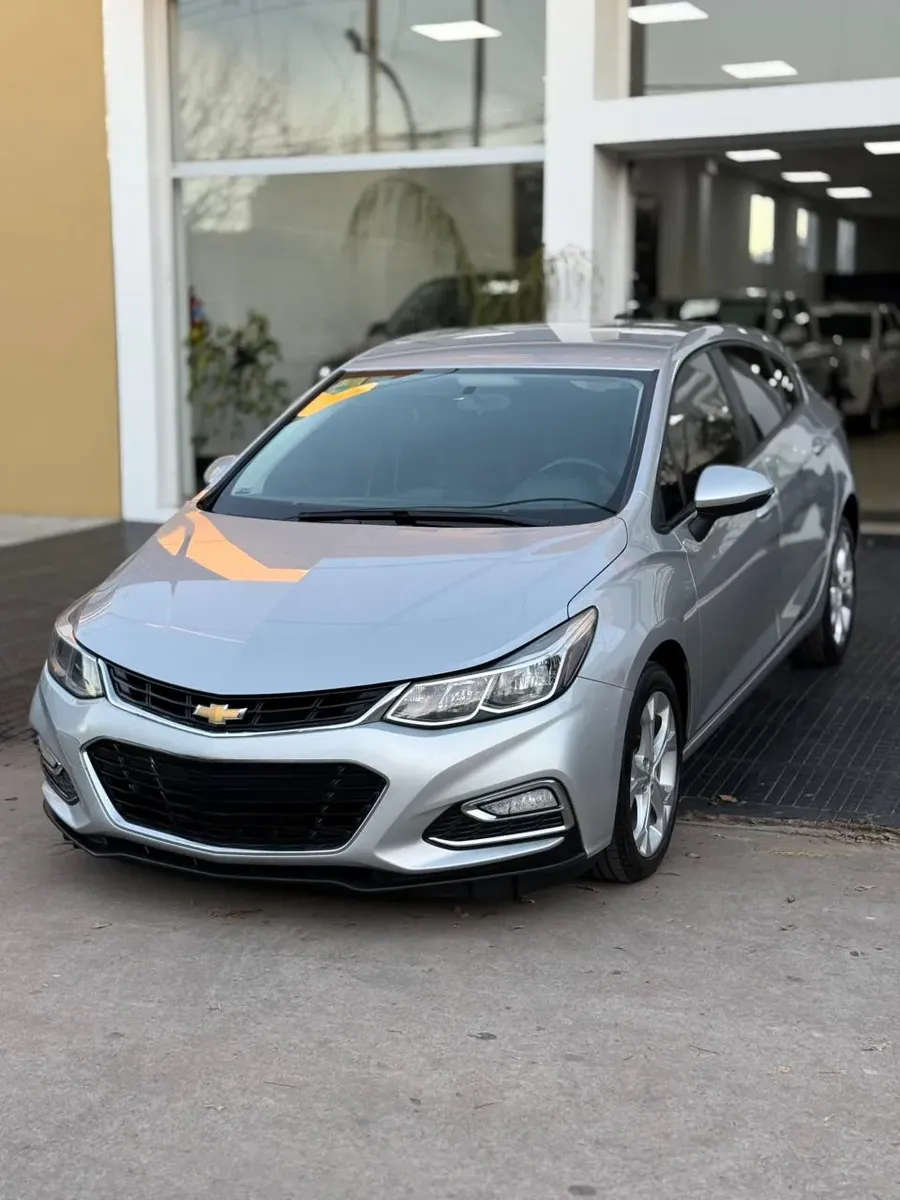 Chevrolet Cruze 1.4 Lt
