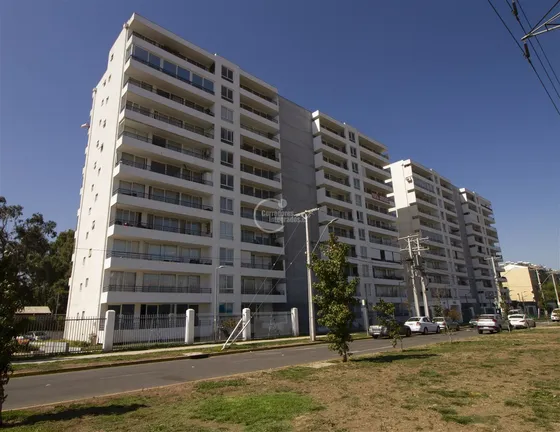 Departamento En Venta De 1 Dorm. En Maipú