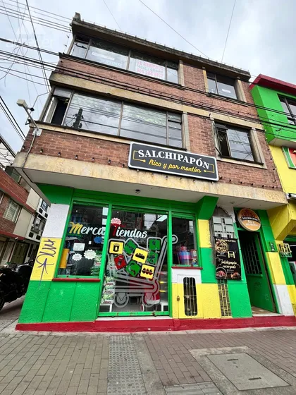 Arriendo Local En Aures