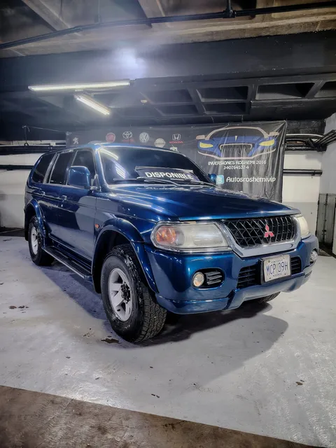 Mitsubishi Montero Sport G