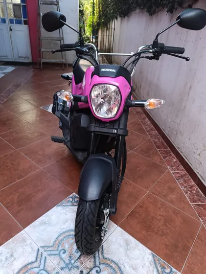 Moto Honda Navi Rosa - 160km - Prácticamente Sin Uso