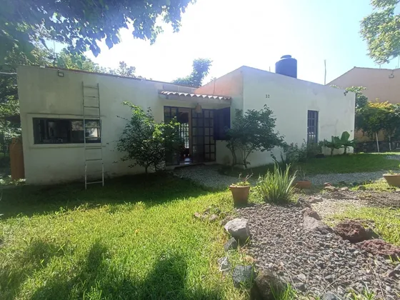 En Una Sola Planta Cómoda Casa Amueblada En Condominio Imuri