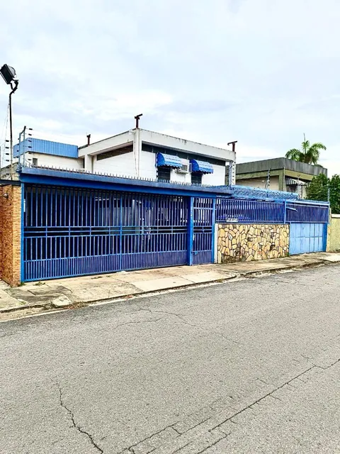 Inmocity Inmobiliaria Alquila Anexo Tipo Apartamento Ubicado En La Urb. La Romana Maracay