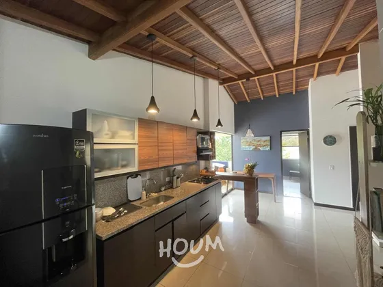 Apartamento En Retiro. 3 Habitaciones, 70 M², Id: 151931