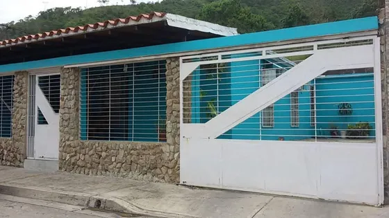 Vendo Casa En Lomas De La Esmeralda, San Diego