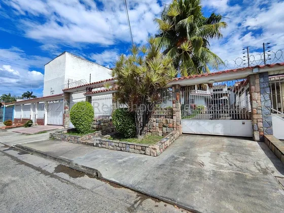 25-14719 Casa En Venta, Urb. Corinsa, Cagua Mord